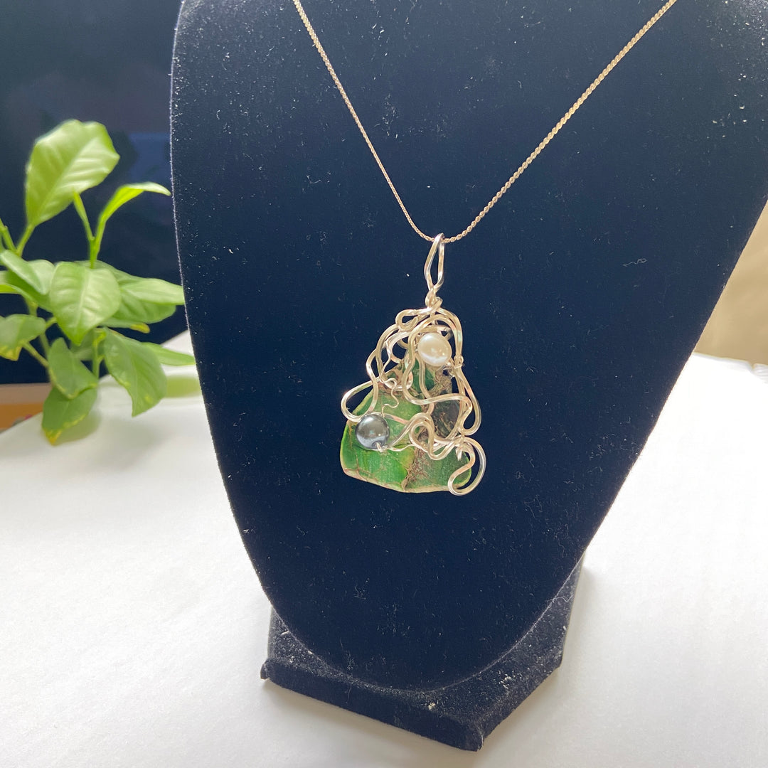 "The Green Harmony" Pendant